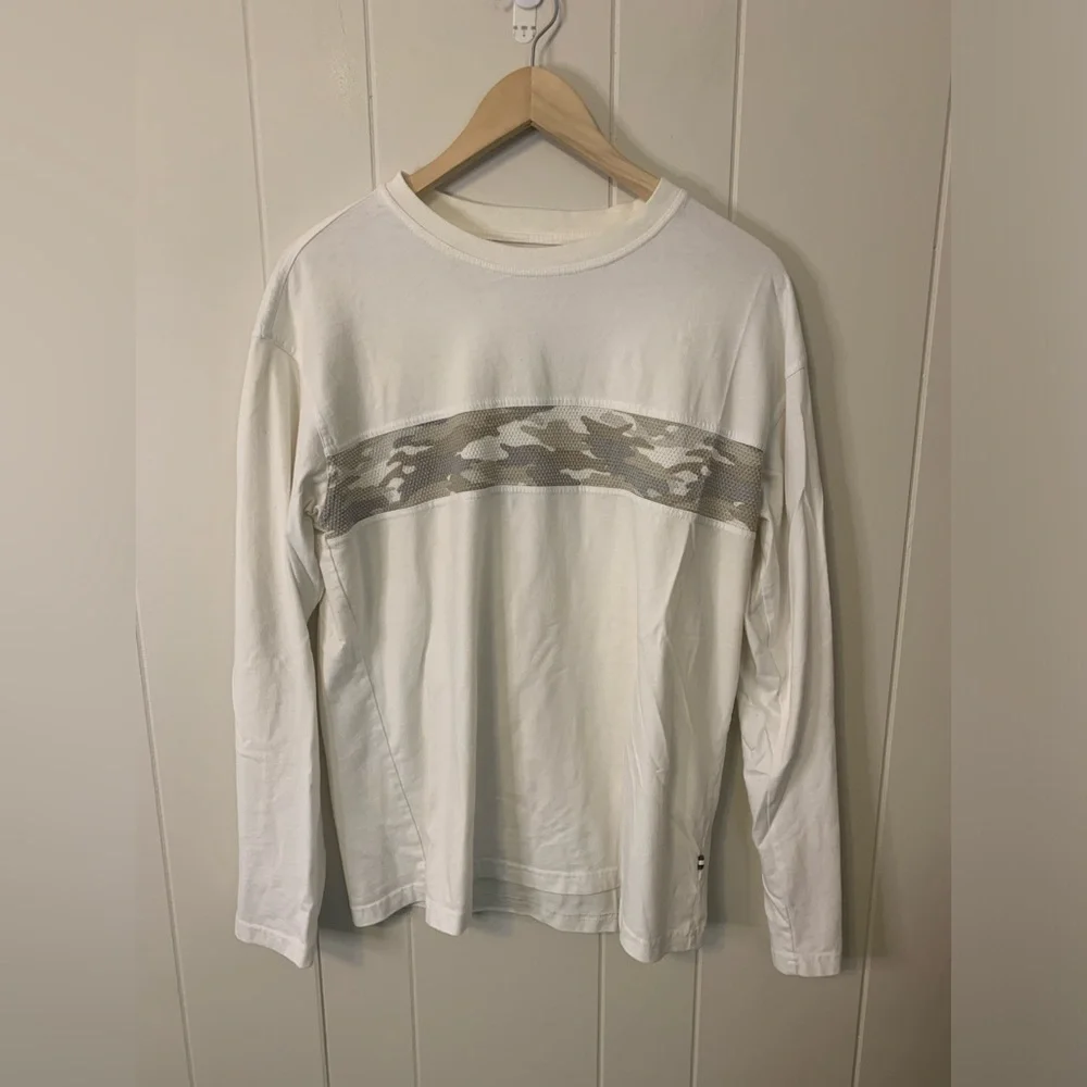 Edgar and Ash White Camo Long Sleeve Top Size Medium